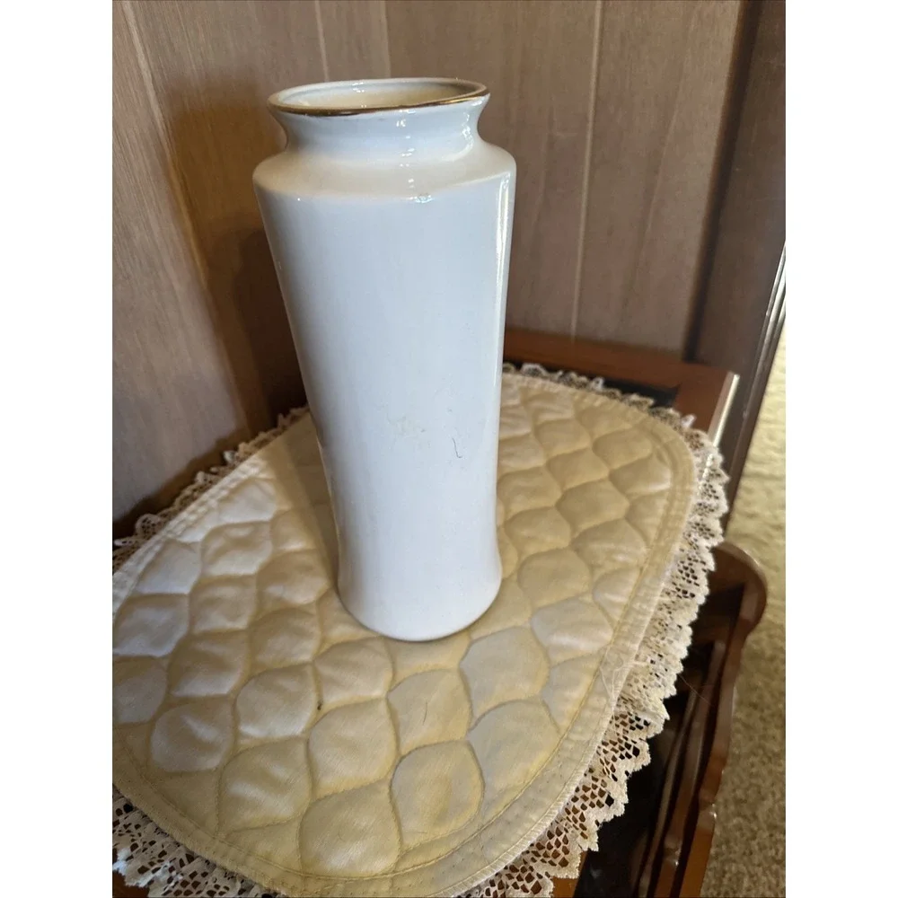 vintage Action Japan ceramic‎ floral vase.